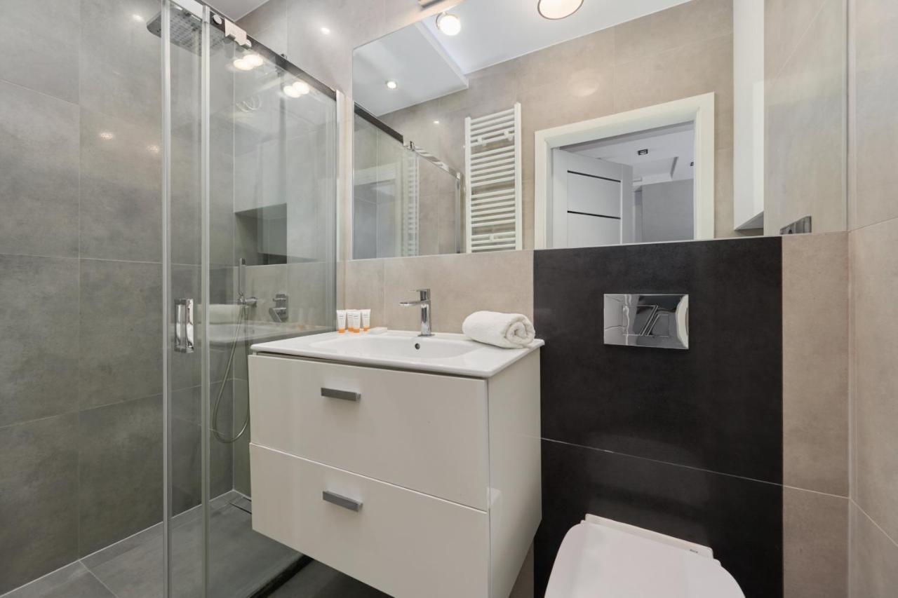 Modern Studio With Balcony For 4 Guests In Wroclaw By Noclegi Renters Dış mekan fotoğraf